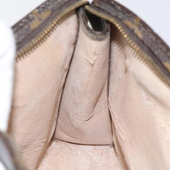 LOUIS VUITTON Monogram Poche Toilette 19 Pouch M47544 LV Auth 106751 - Picture 15 of 16